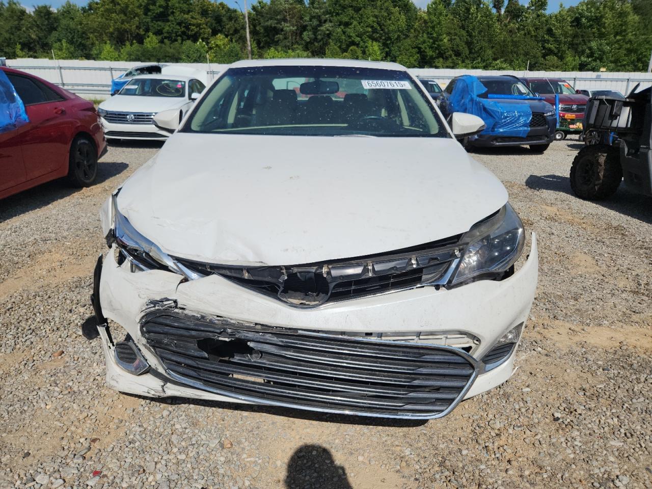2015 TOYOTA Avalon