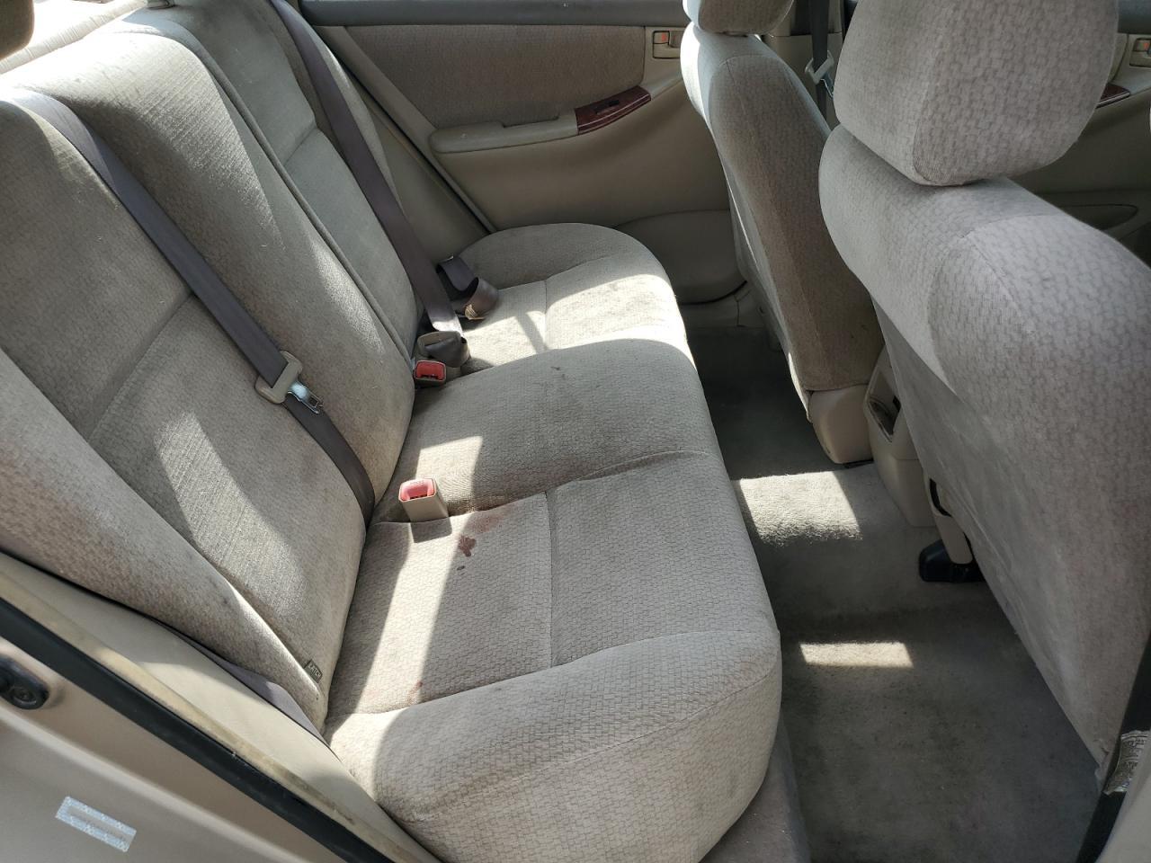 2004 TOYOTA COROLLA