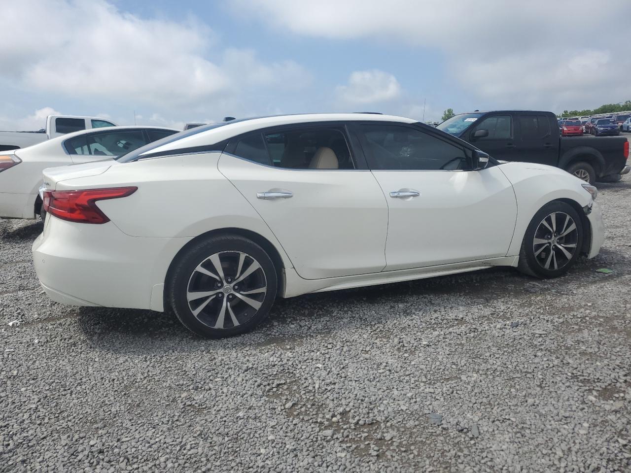 2018 NISSAN Maxima