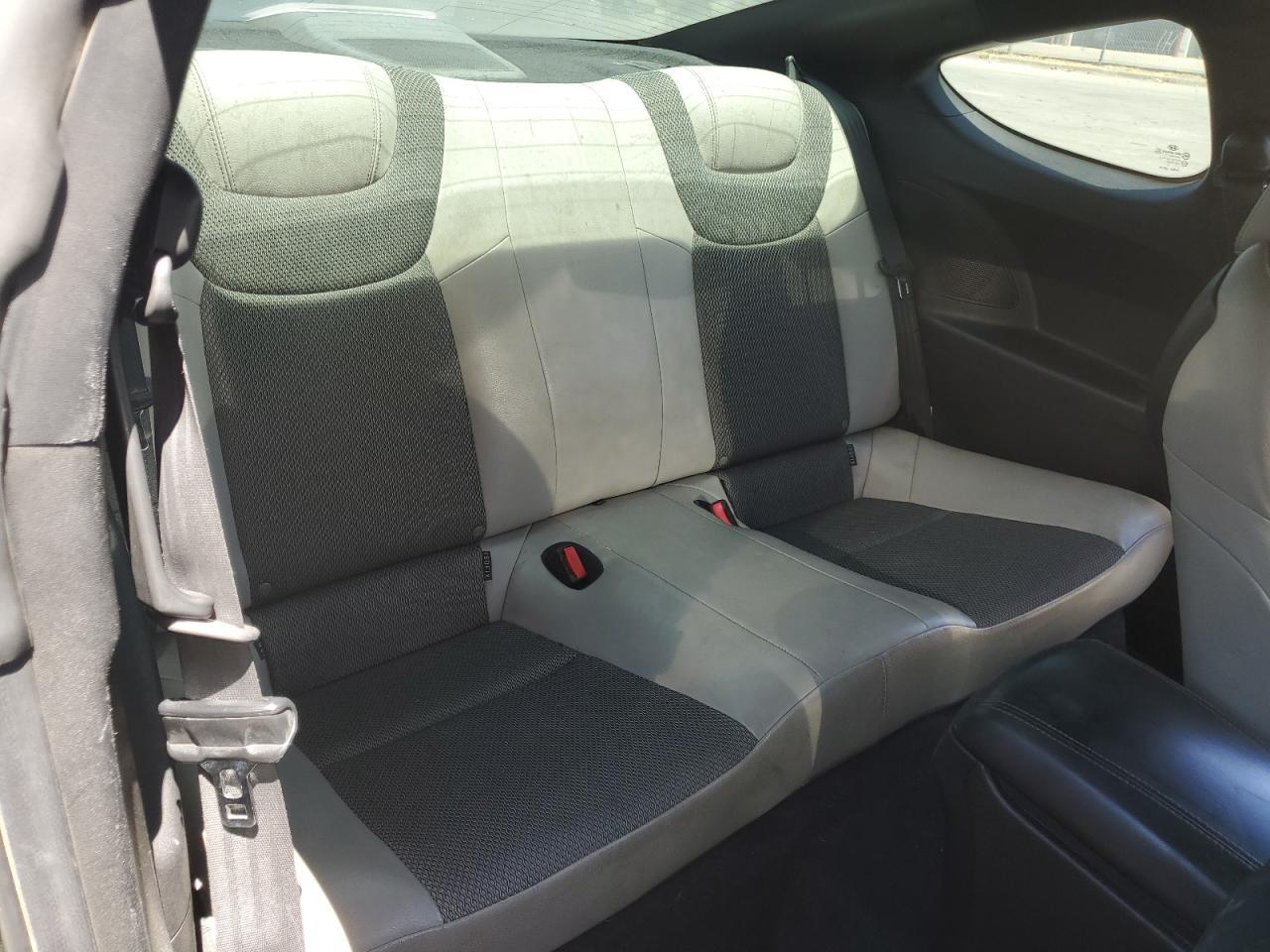 2013 HYUNDAI GENESIS