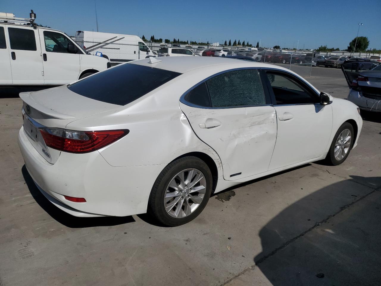 2013 LEXUS Es