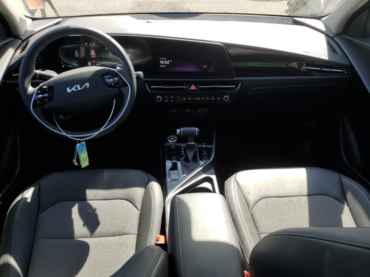 2025 KIA Niro