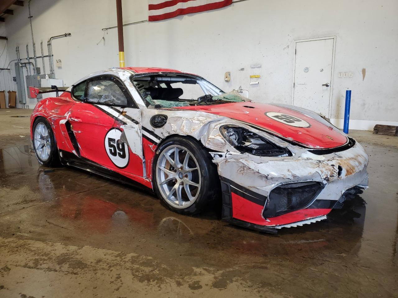 2020 PORSCHE Cayman