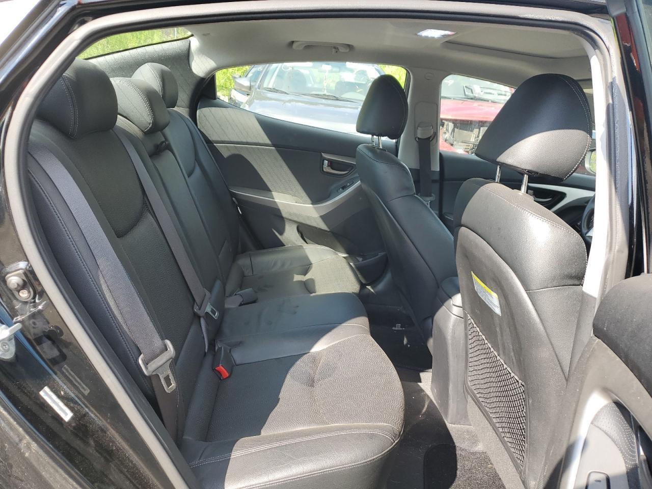 2012 HYUNDAI ELANTRA