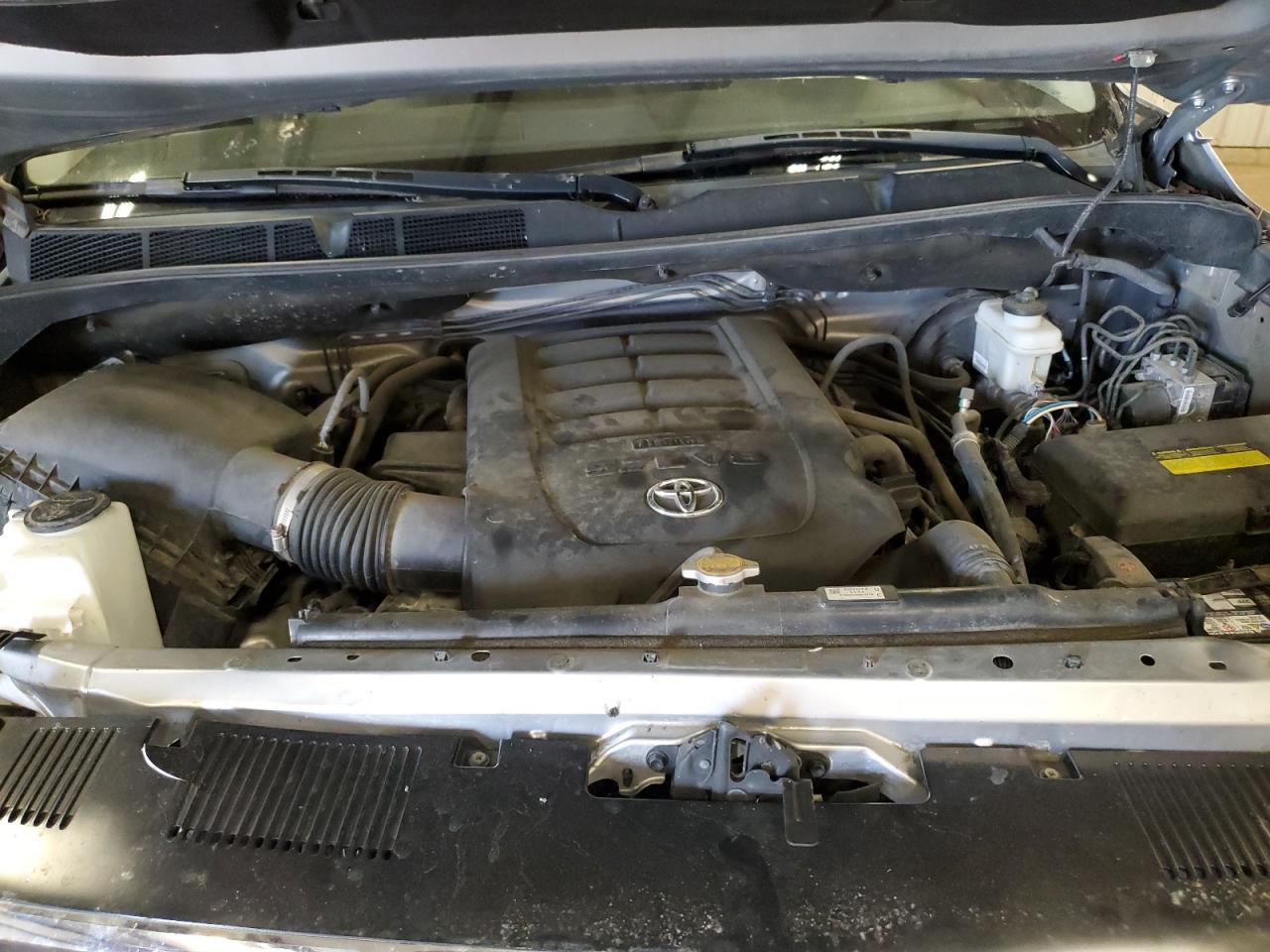 2016 TOYOTA TUNDRA