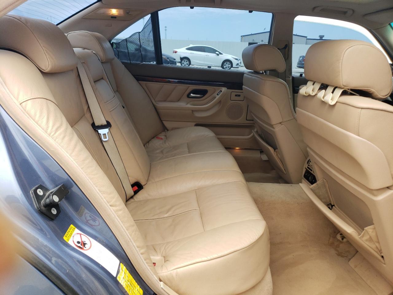 2001 BMW 7 series