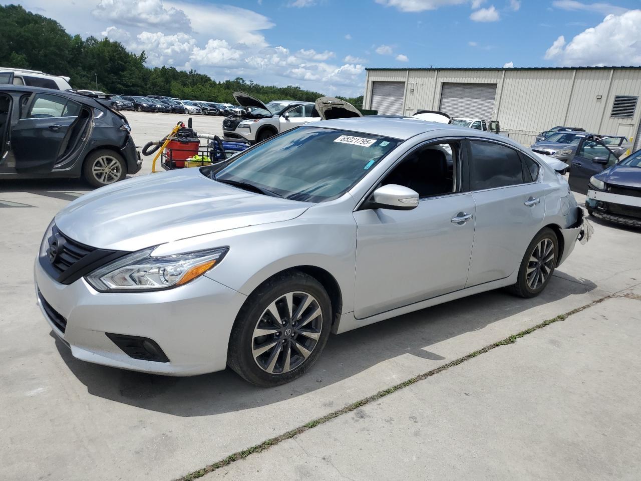 2017 NISSAN ALTIMA