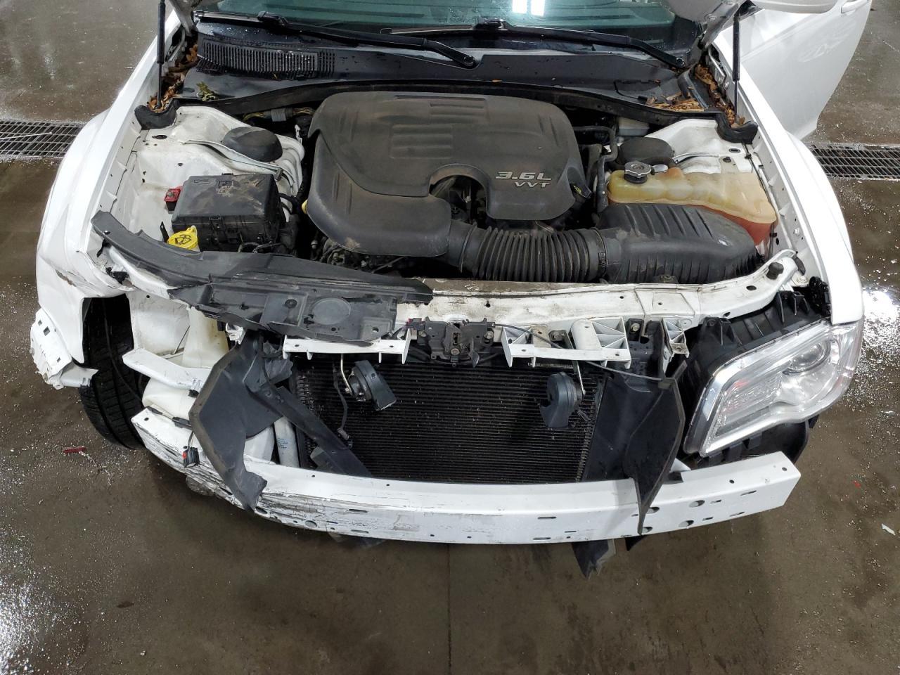 2014 CHRYSLER 300