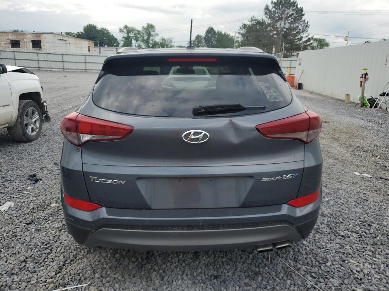2016 HYUNDAI TUCSON