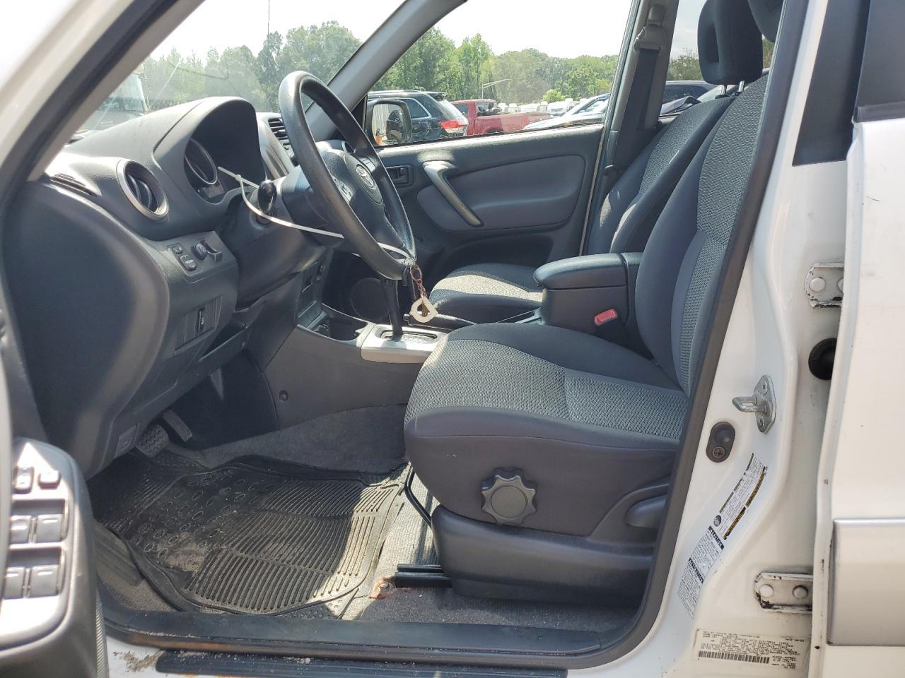 2004 TOYOTA RAV4