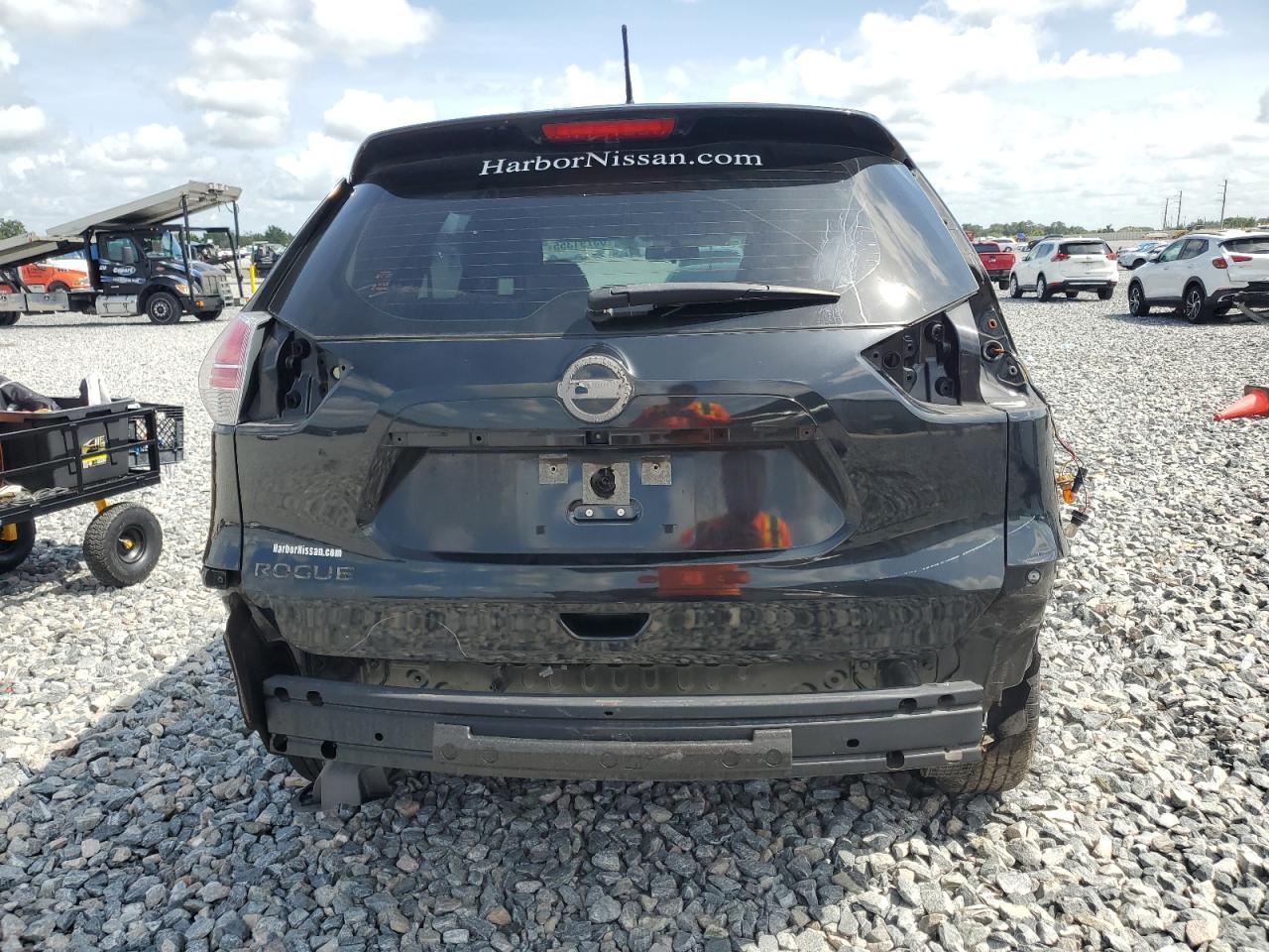 2016 NISSAN ROGUE