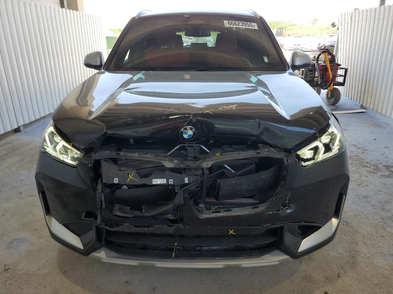2024 BMW X1
