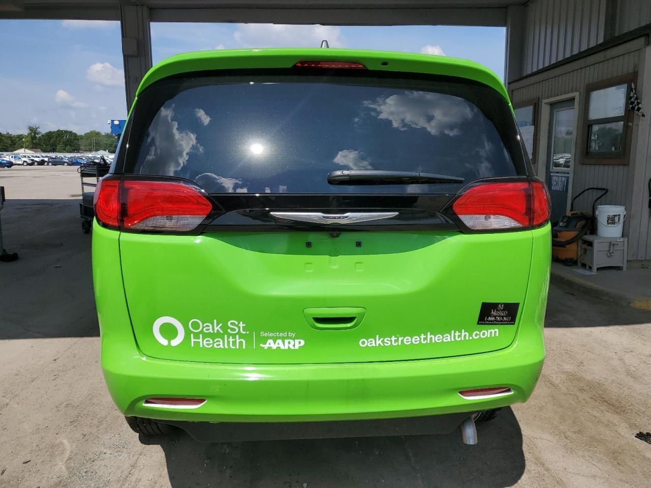 2024 CHRYSLER Voyager