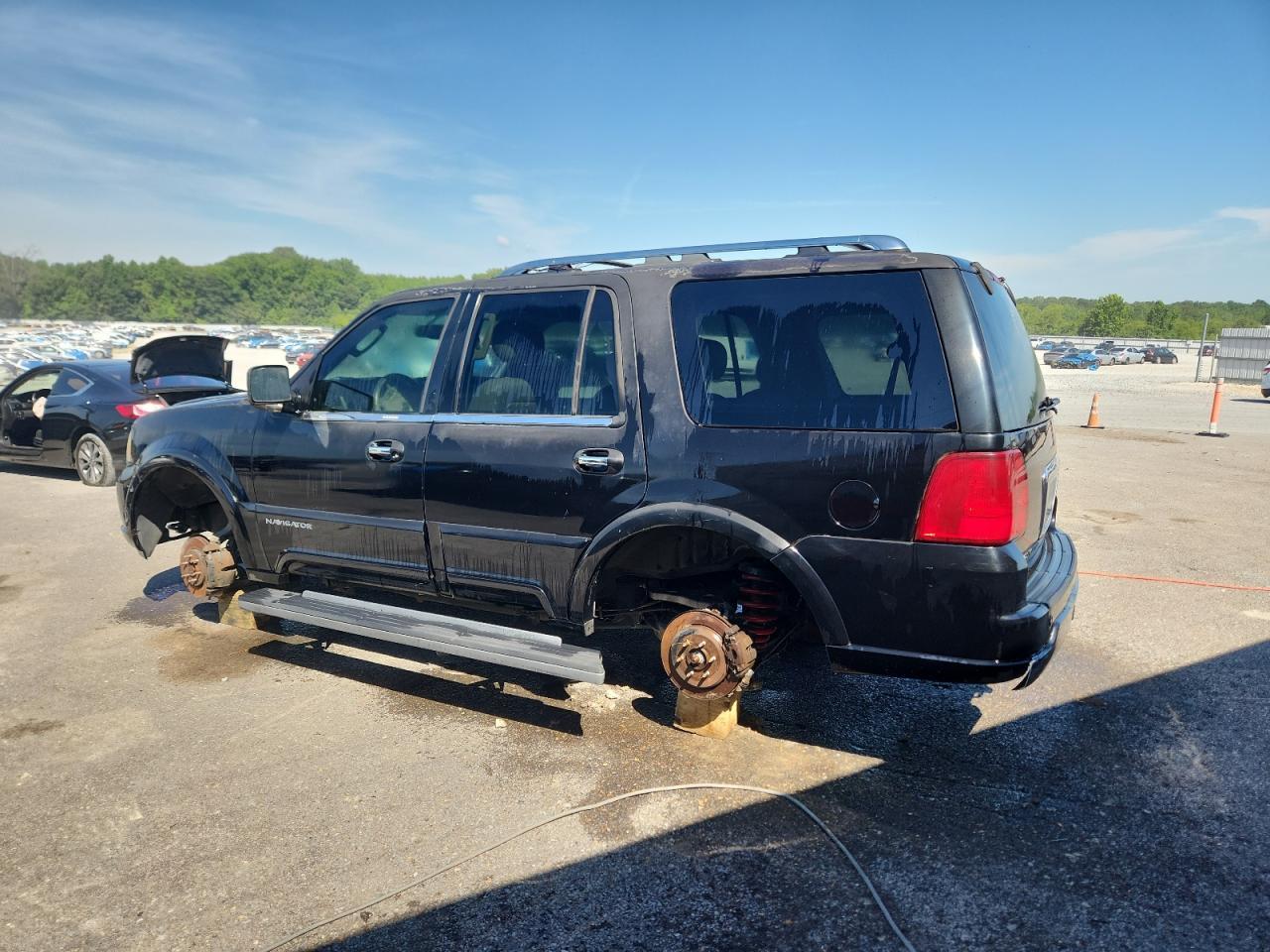 2004 LINCOLN Navigator