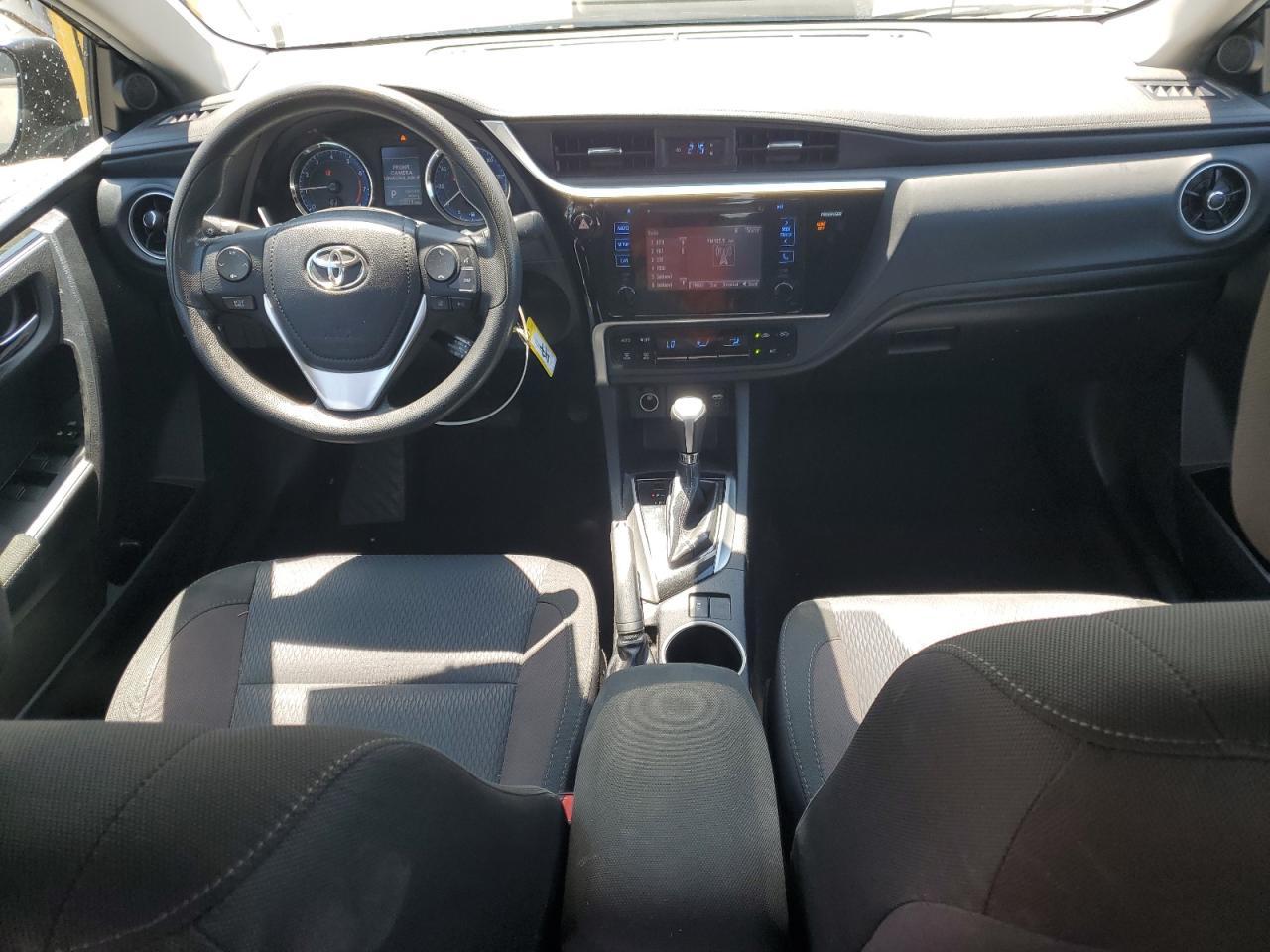 2017 TOYOTA COROLLA