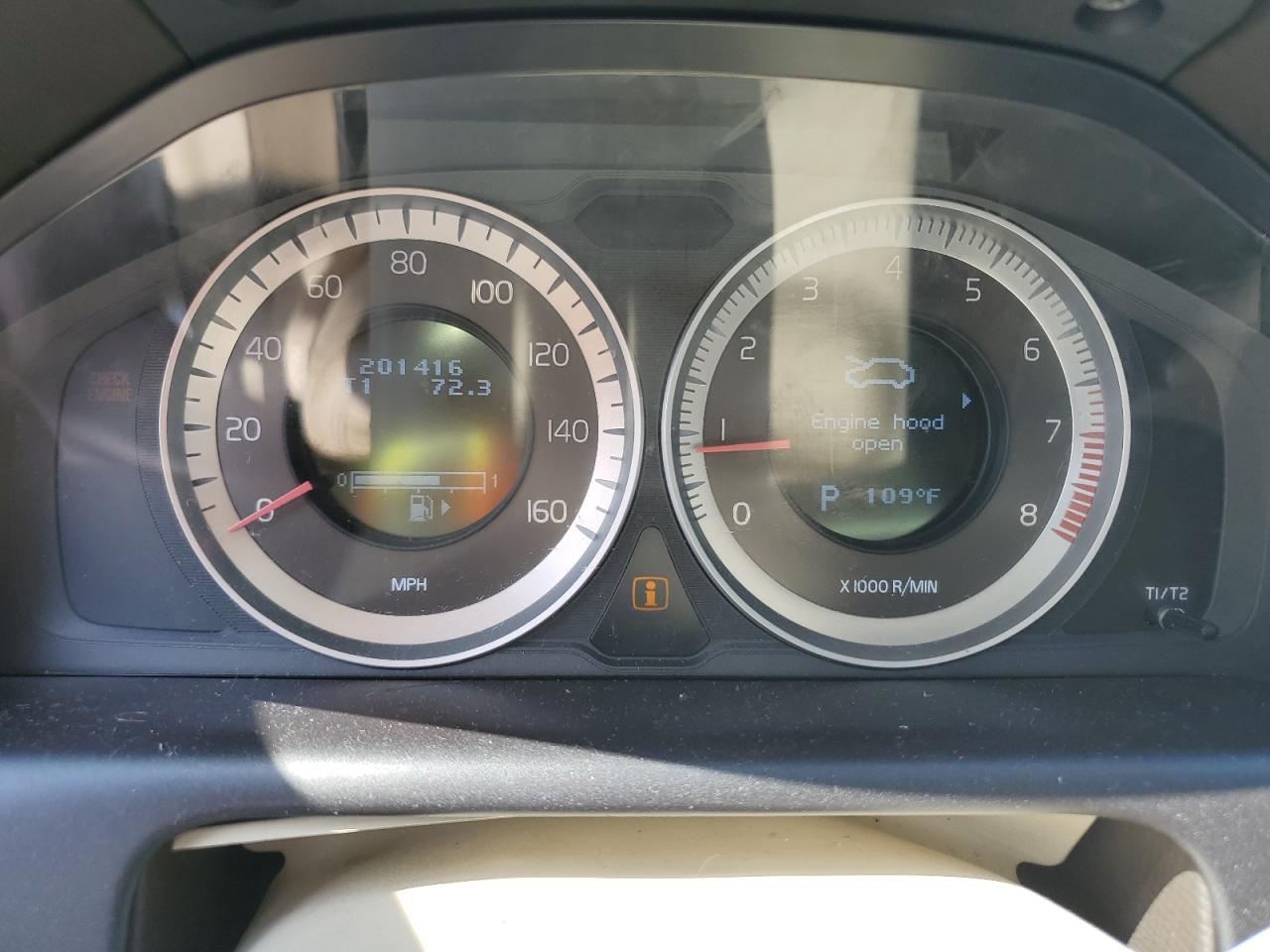 2012 VOLVO XC60