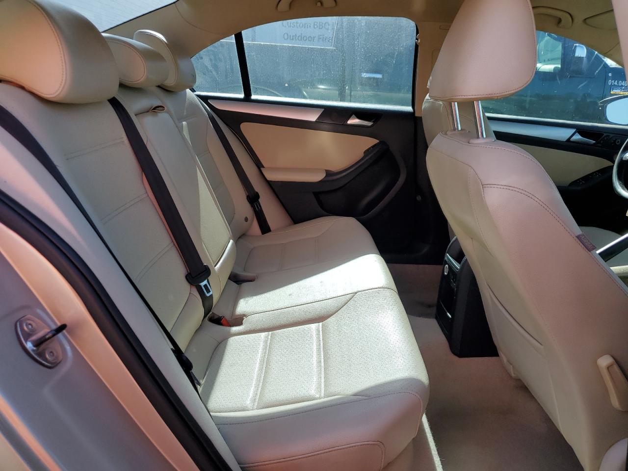 2014 VOLKSWAGEN JETTA