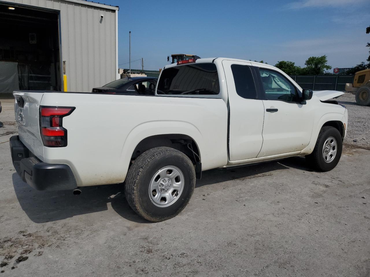 2024 NISSAN Frontier