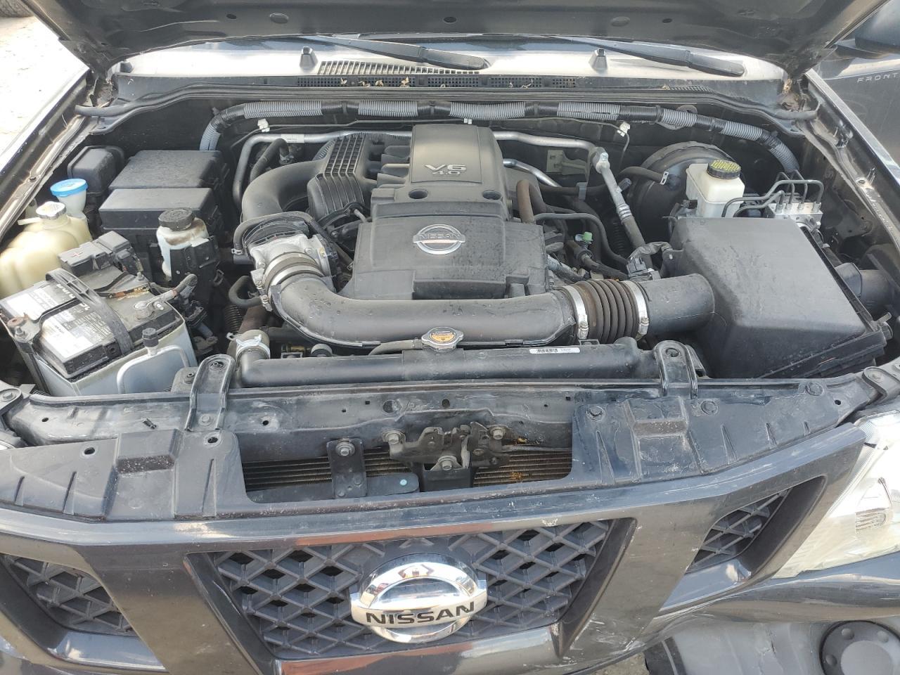 2011 NISSAN Frontier