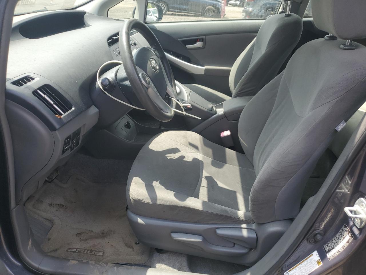 2011 TOYOTA PRIUS
