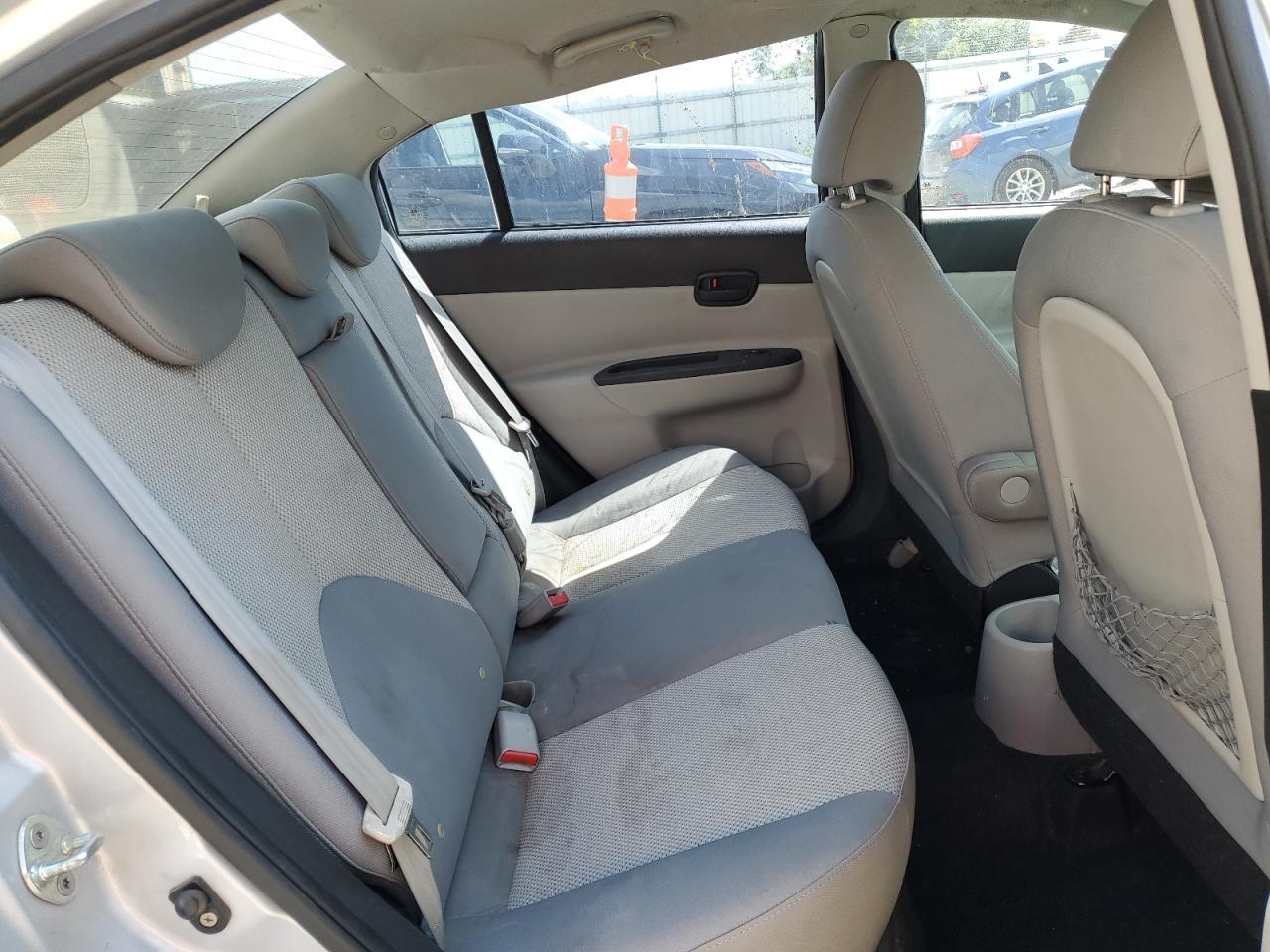 2011 HYUNDAI ACCENT