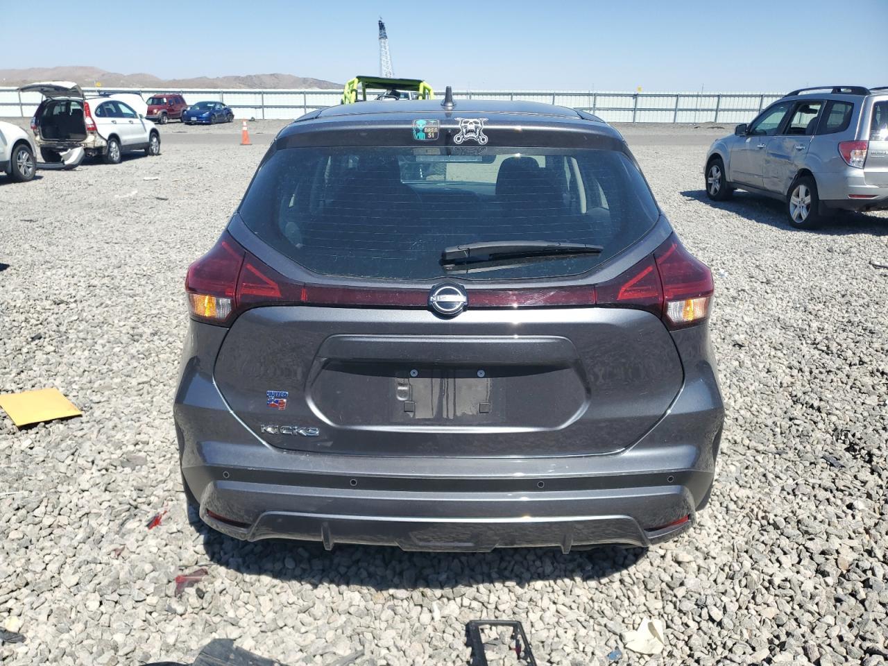 2024 NISSAN KICKS