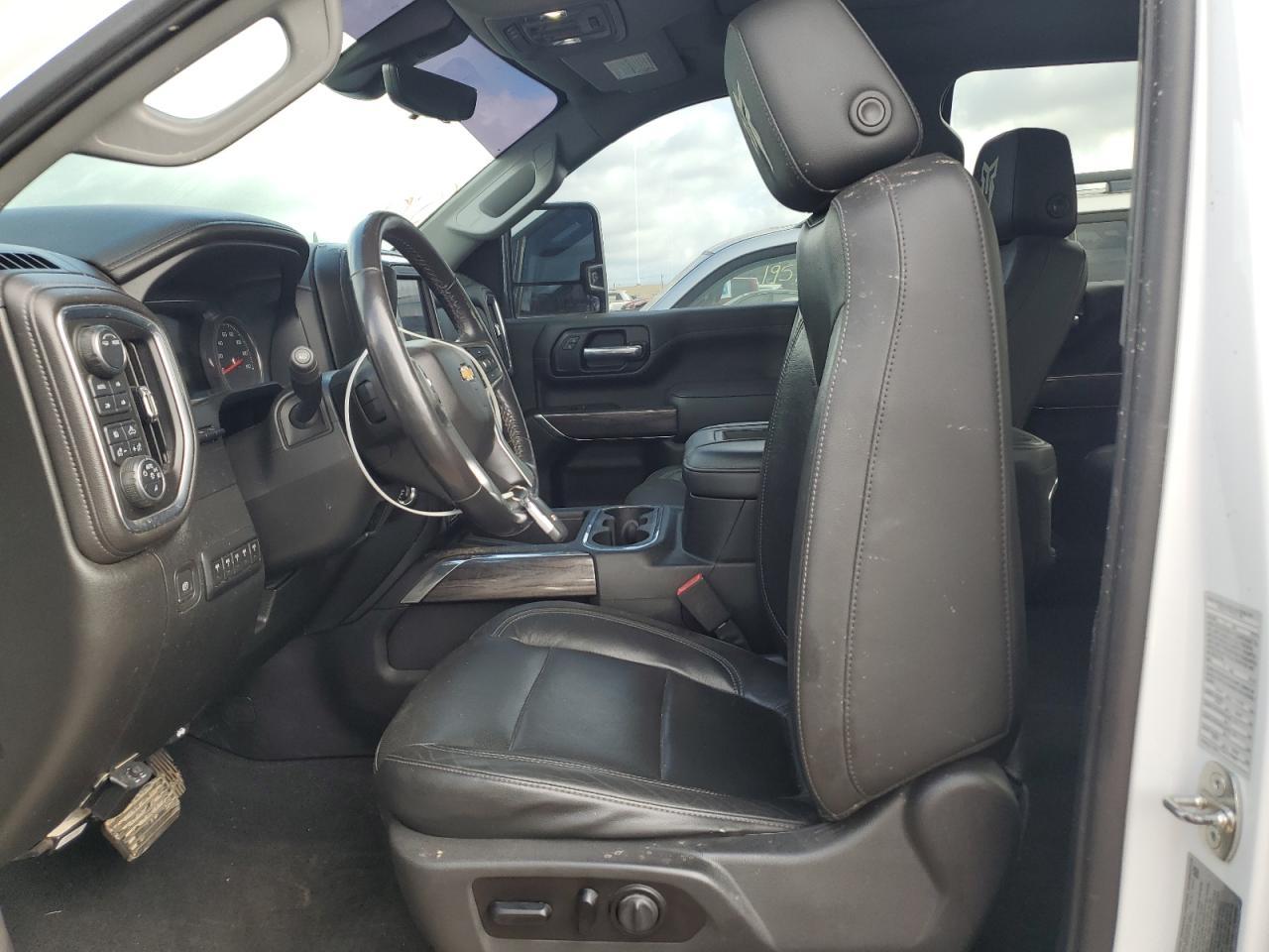 2020 CHEVROLET Silverado