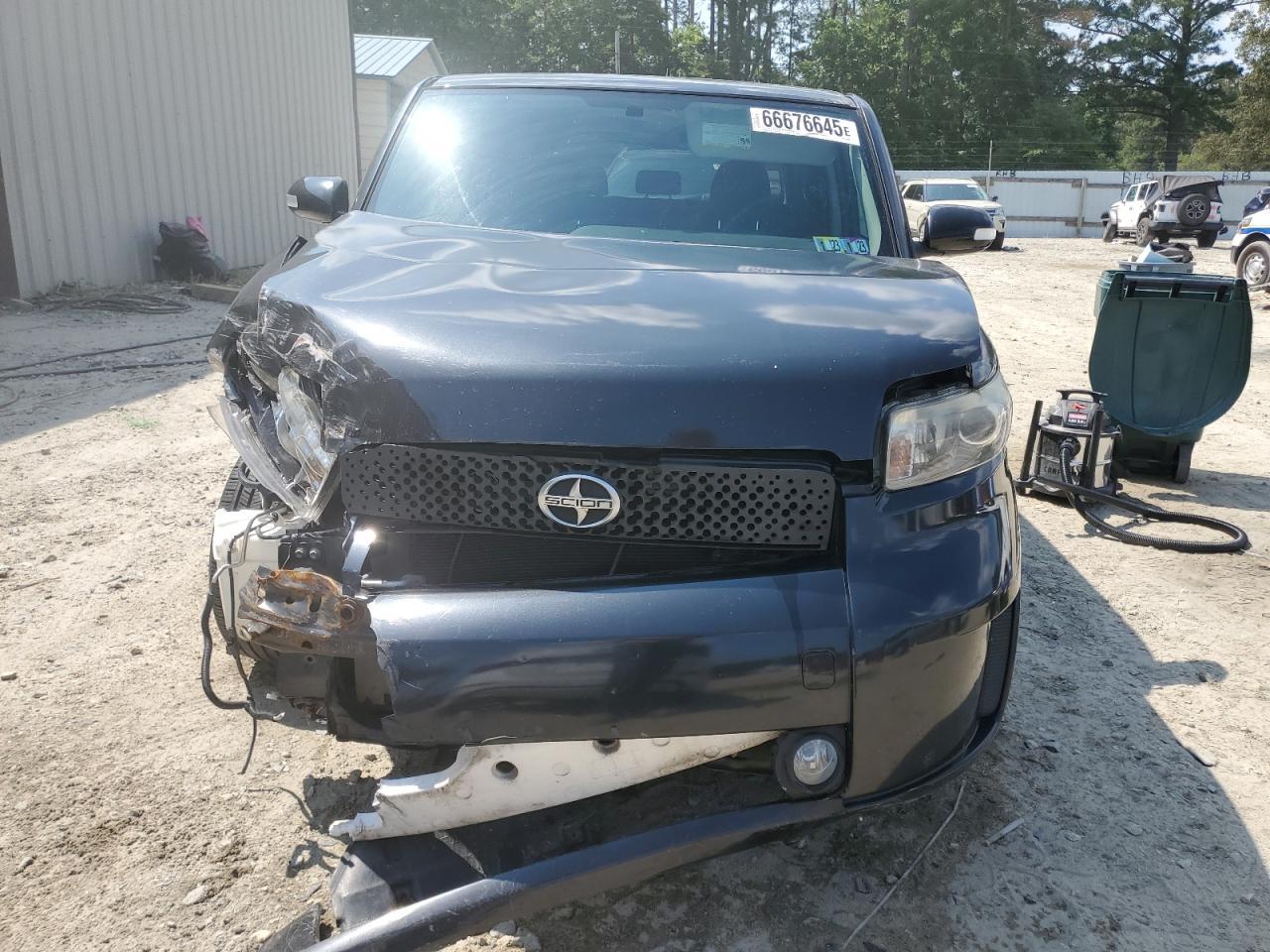 2009 TOYOTA SCION
