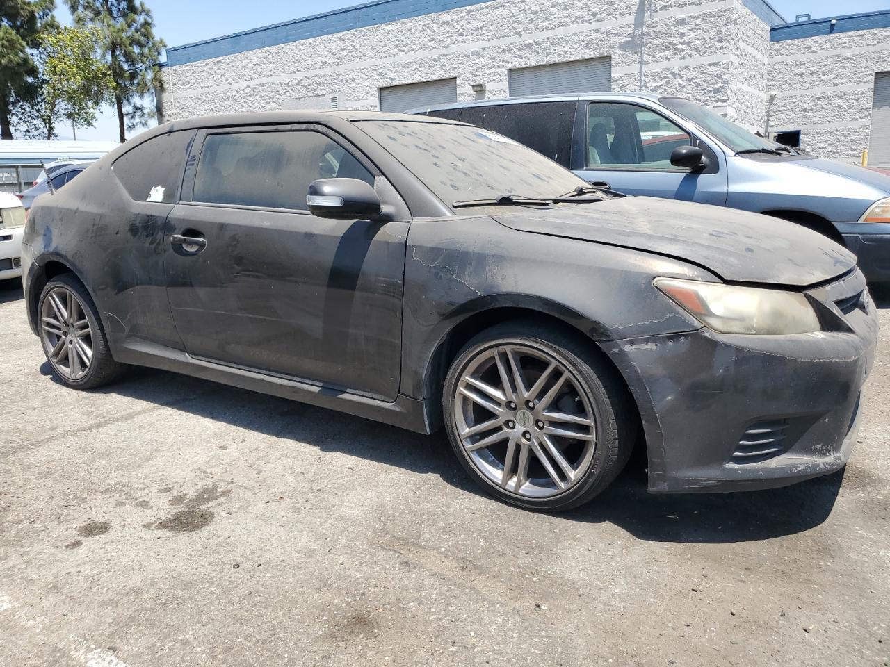 2013 TOYOTA SCION