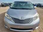 2011 TOYOTA SIENNA