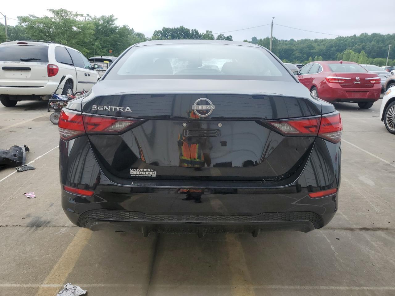 2025 NISSAN SENTRA