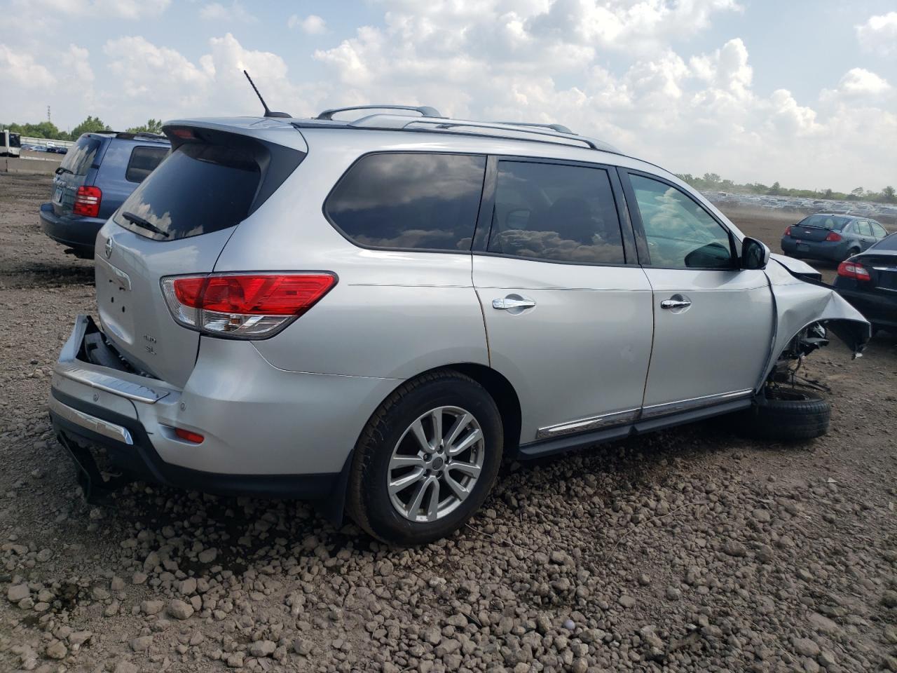 2015 NISSAN PATHFINDER