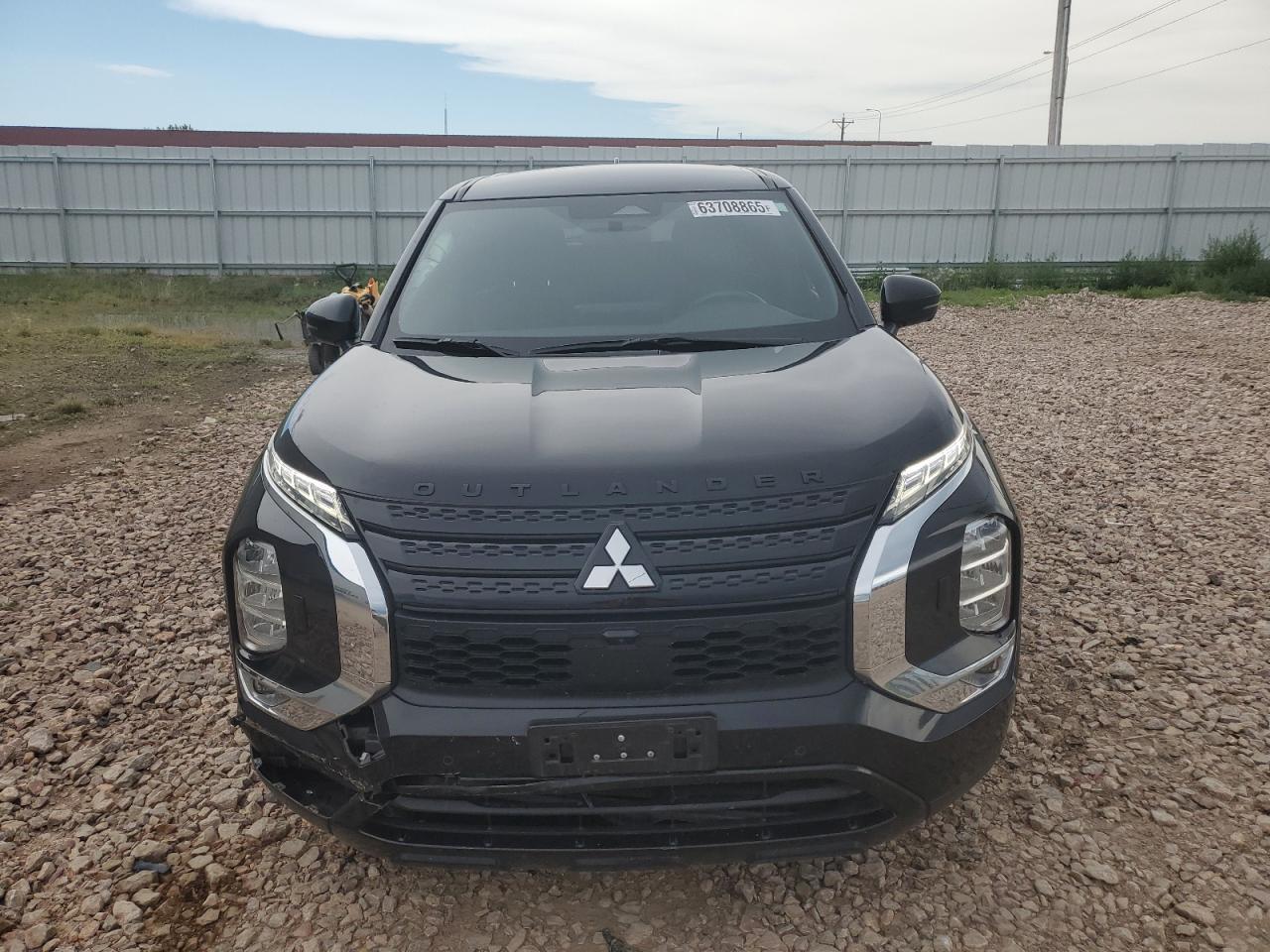 2023 MITSUBISHI outlander