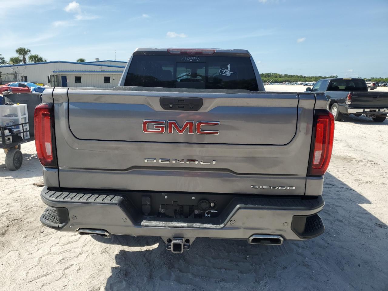 2021 GMC Sierra