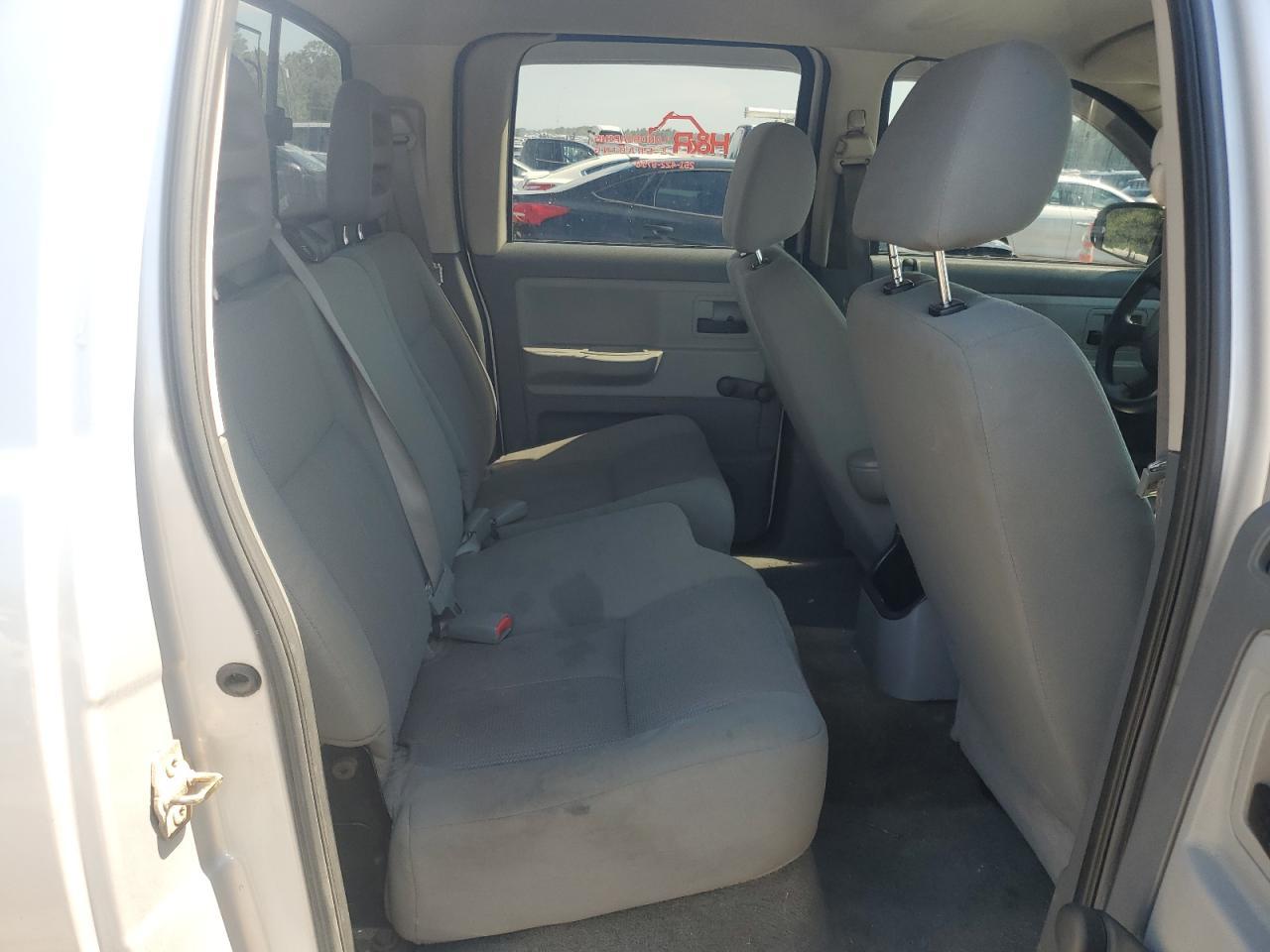 2005 DODGE Dakota