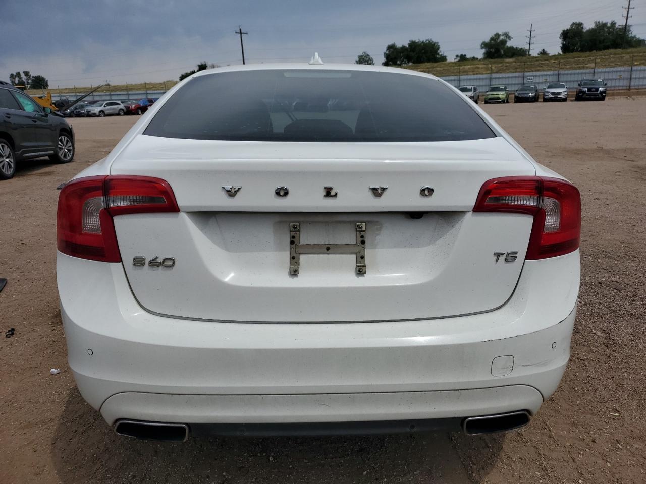2014 VOLVO S60