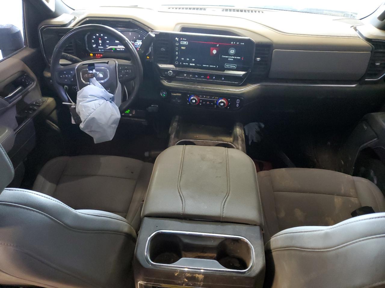 2024 GMC Sierra
