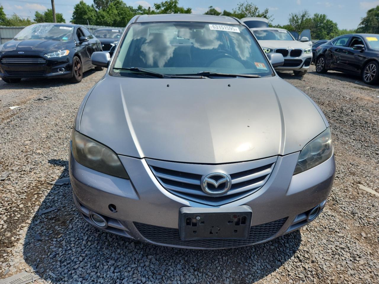 2005 MAZDA 3