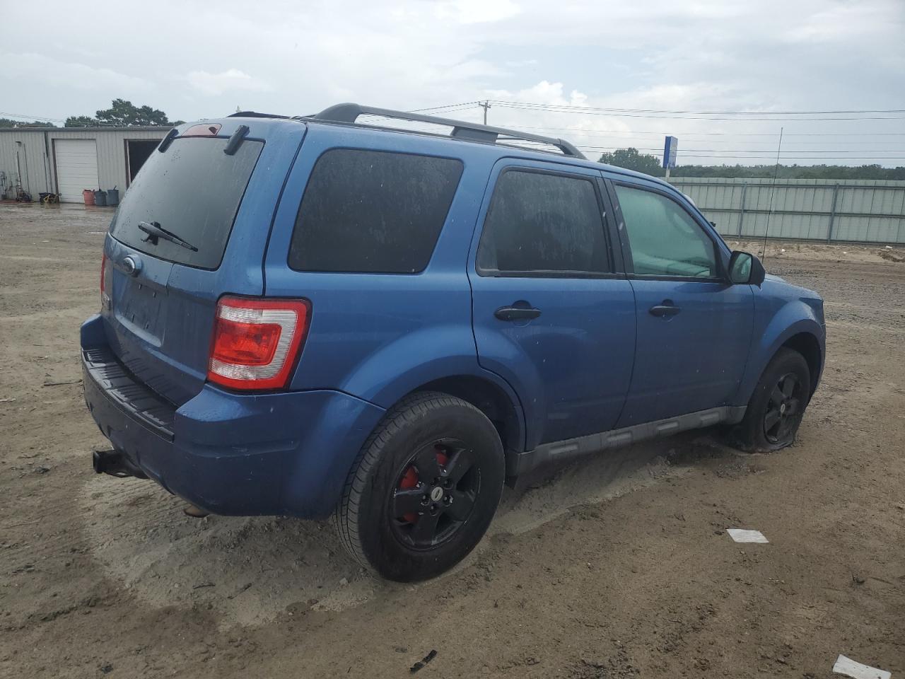 2009 FORD ESCAPE