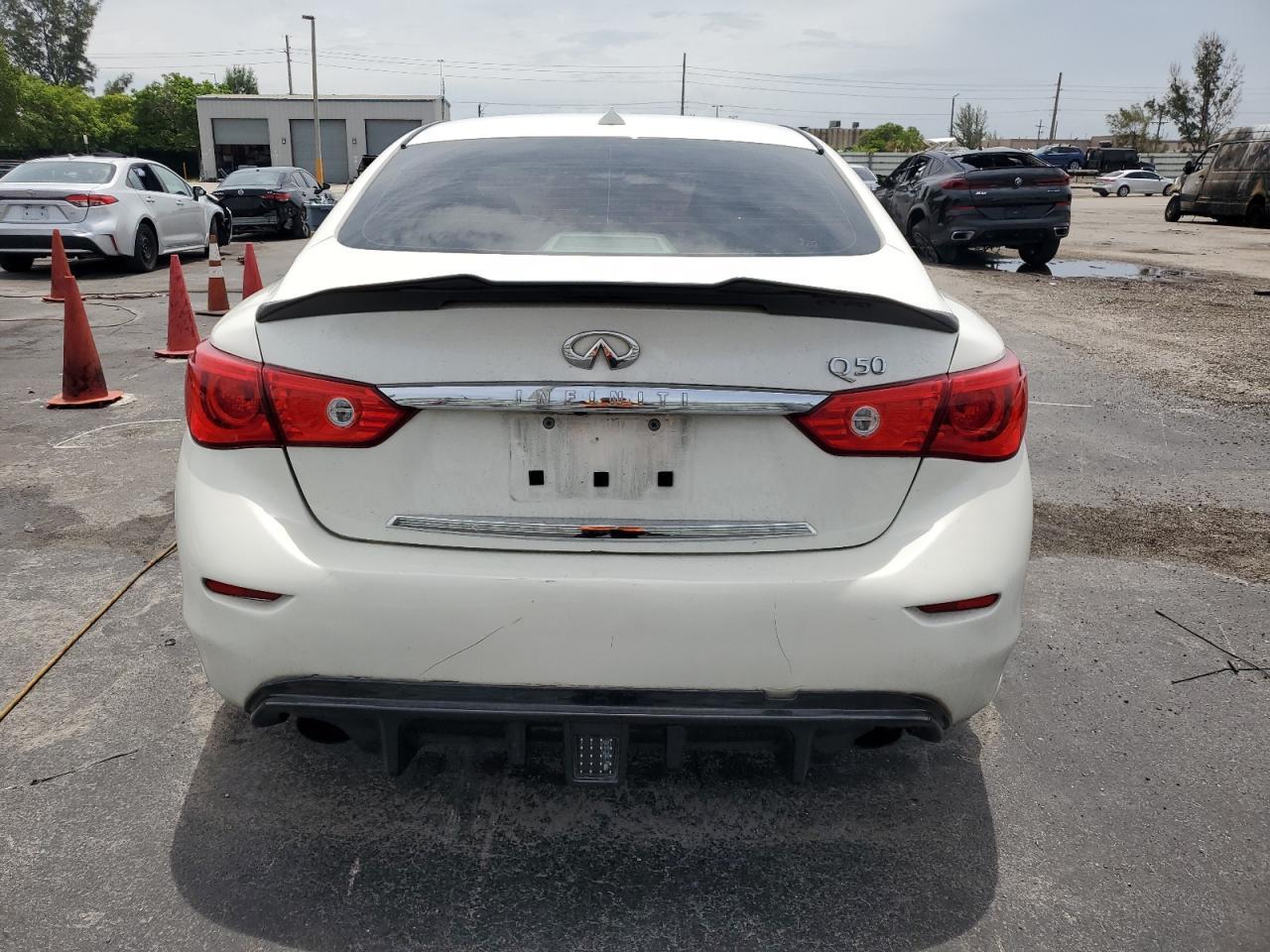 2017 INFINITI Q50