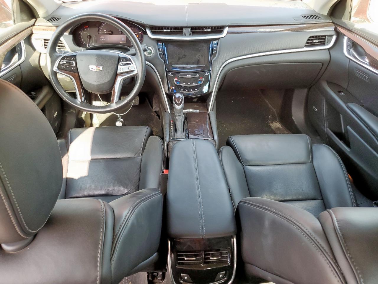 2016 CADILLAC XTS