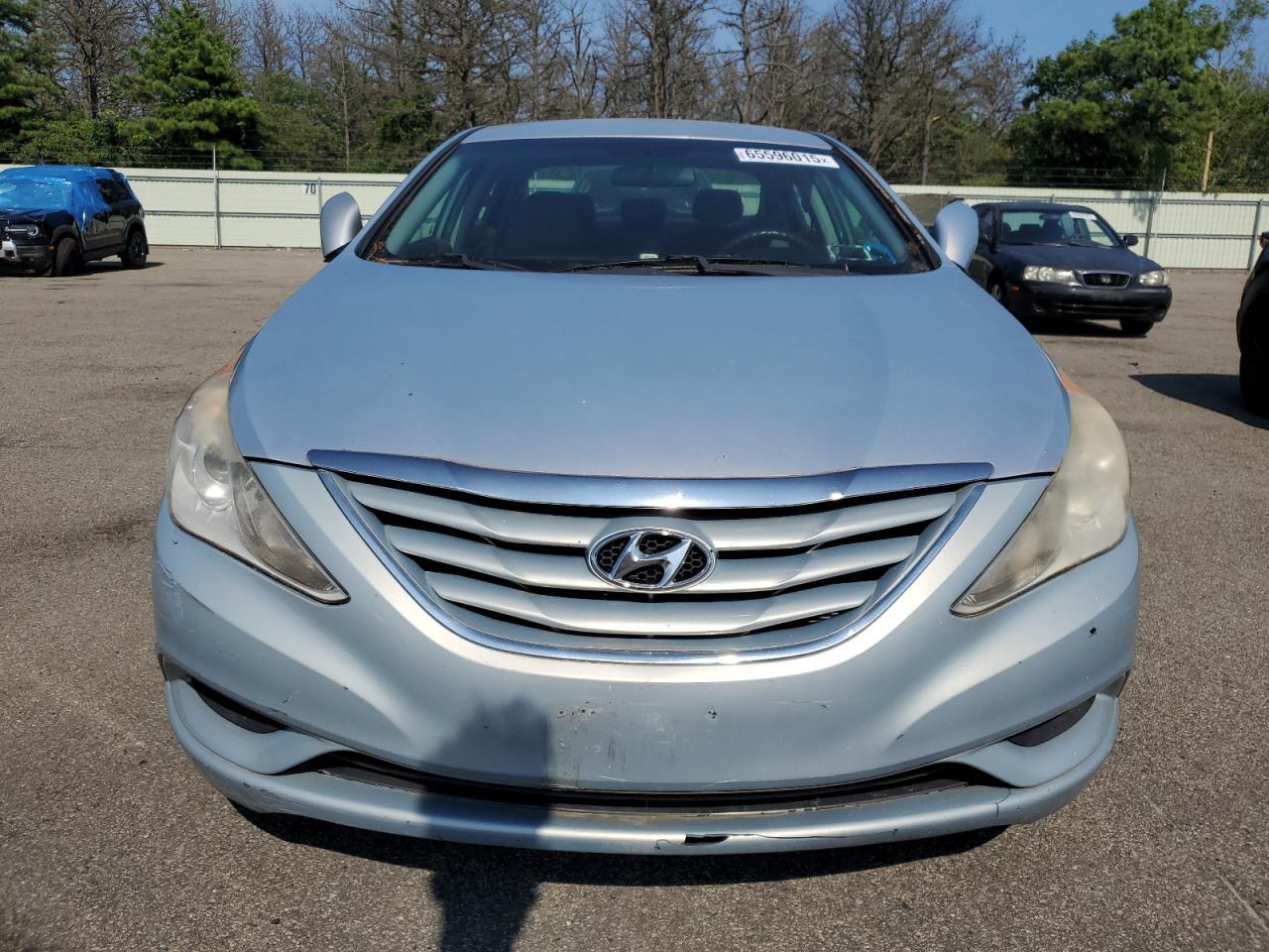2011 HYUNDAI SONATA