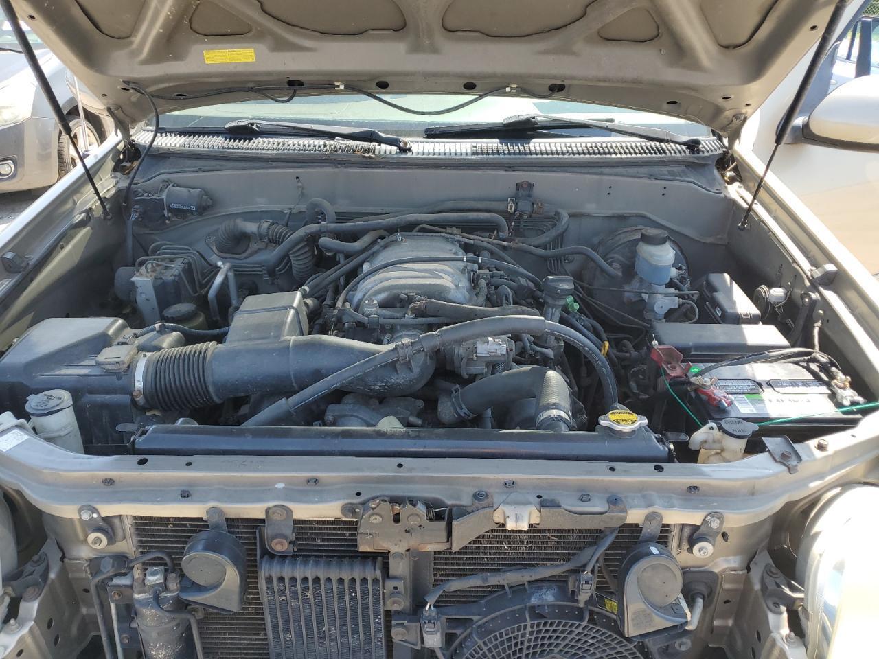 2002 TOYOTA Sequoia