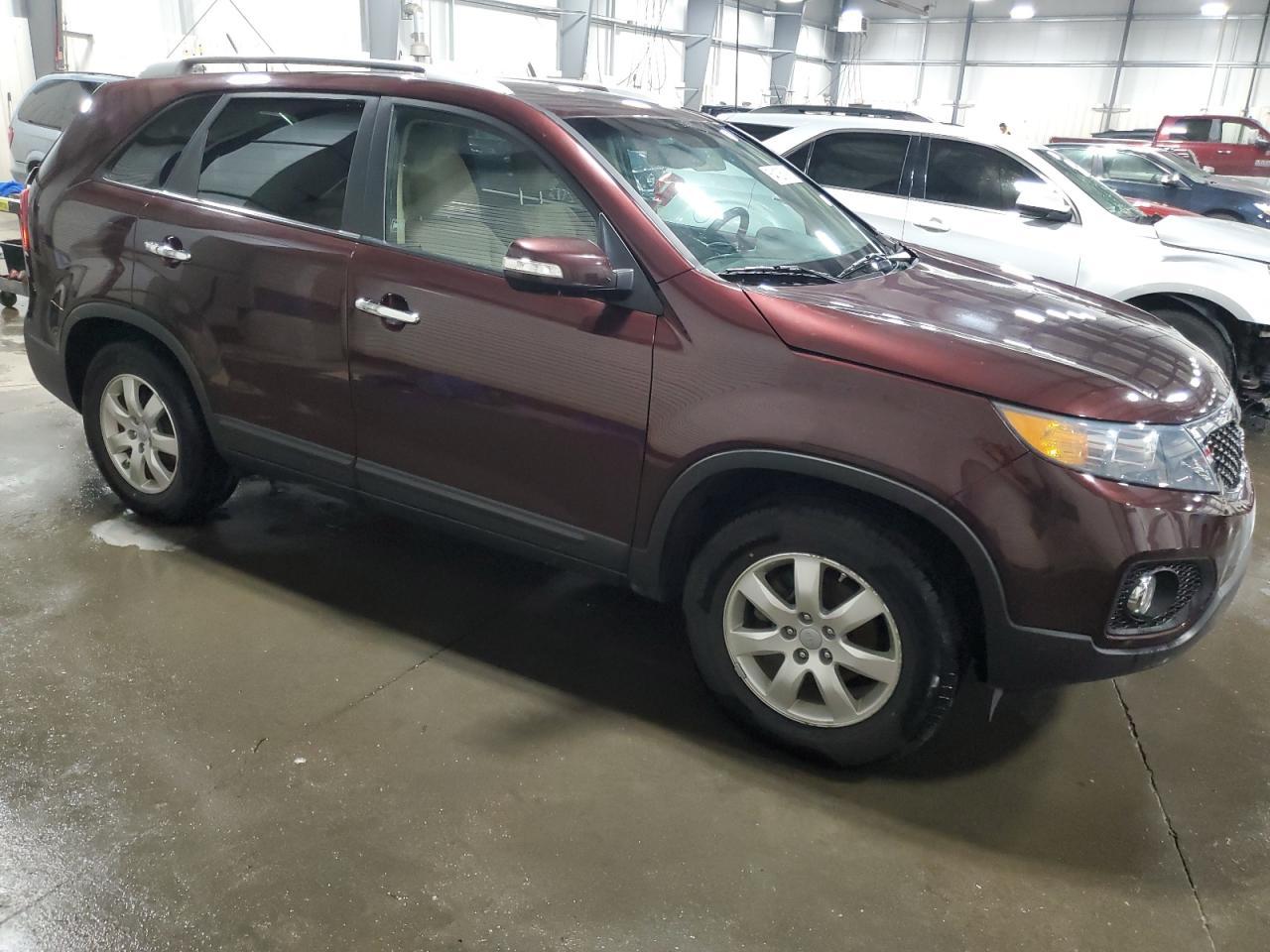 2013 KIA SORENTO