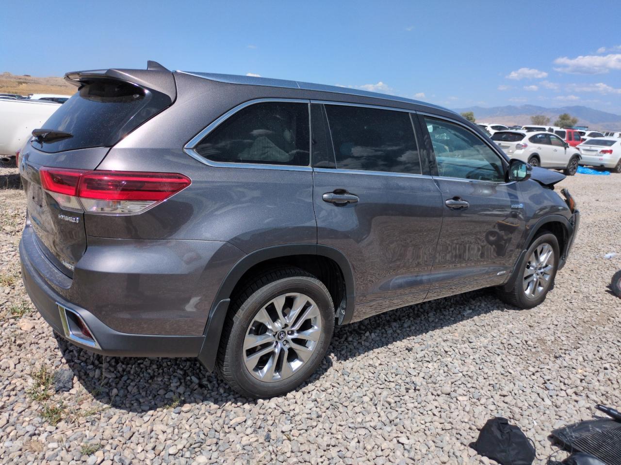 2019 TOYOTA HIGHLANDER