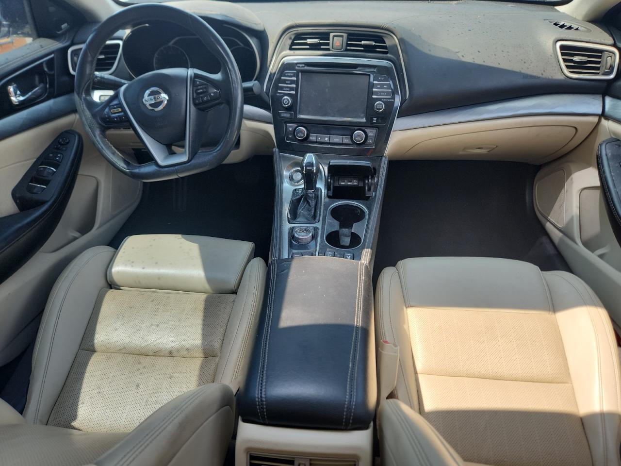 2017 NISSAN Maxima