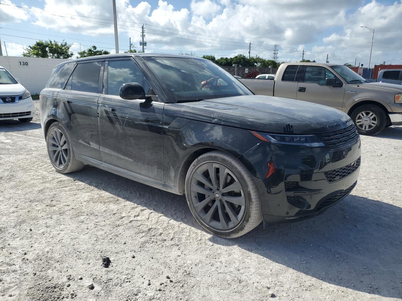 2025 LAND ROVER Range Rover Sport