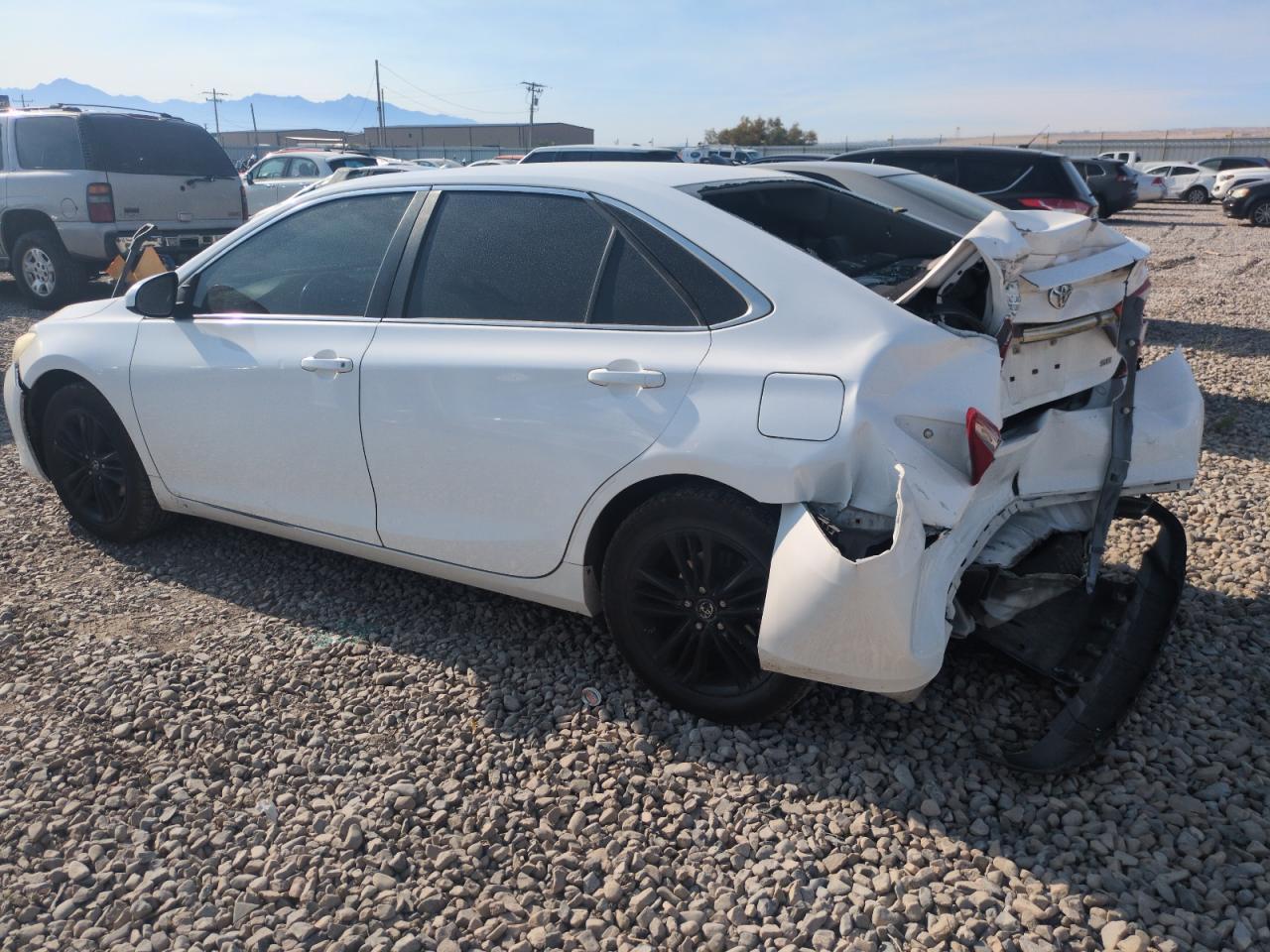 2017 TOYOTA CAMRY
