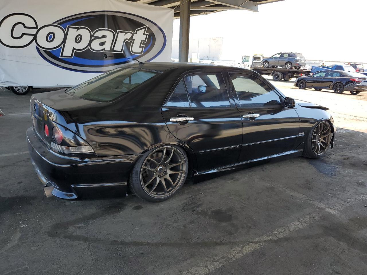 2004 LEXUS Is