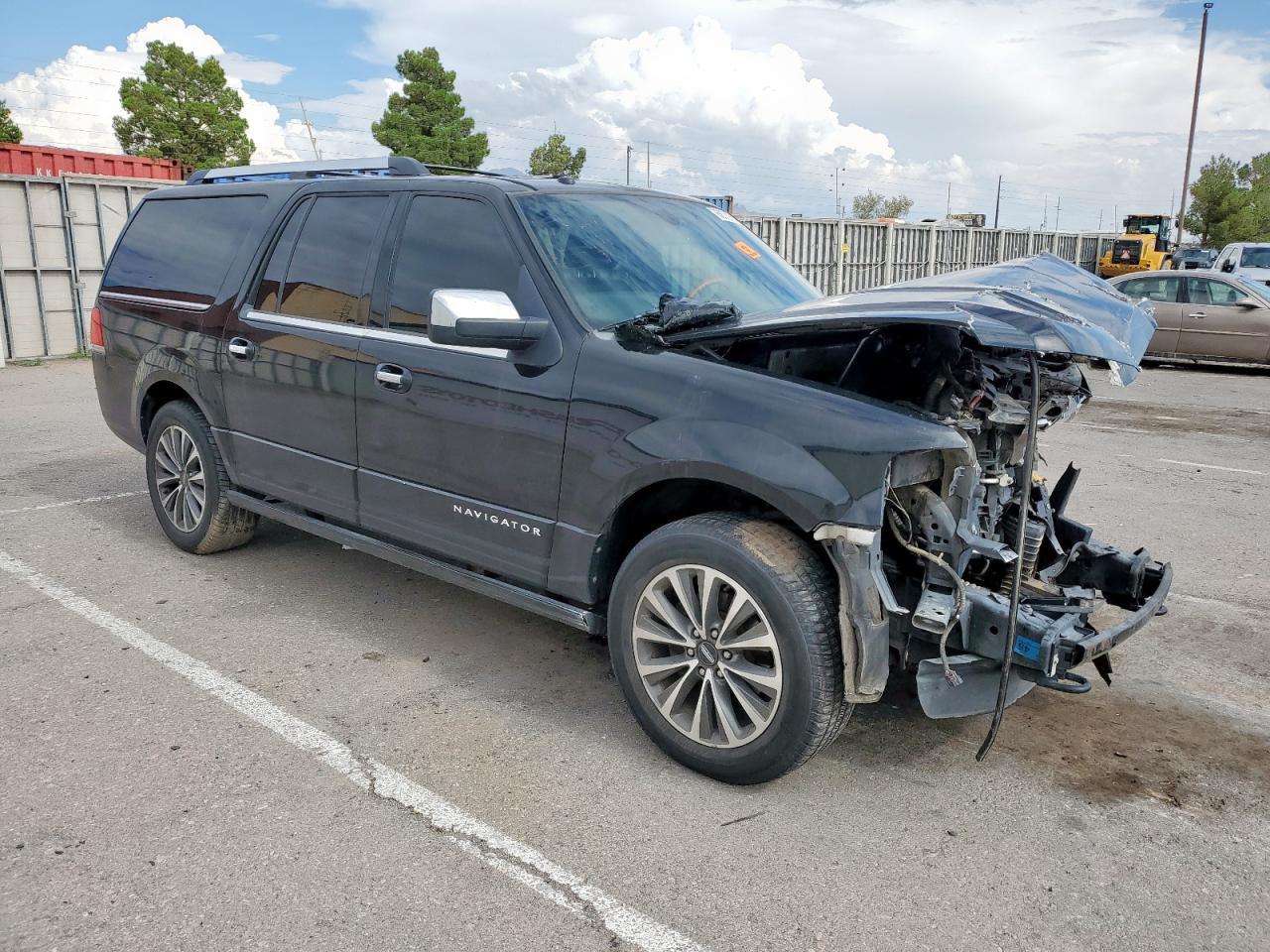 2015 LINCOLN Navigator